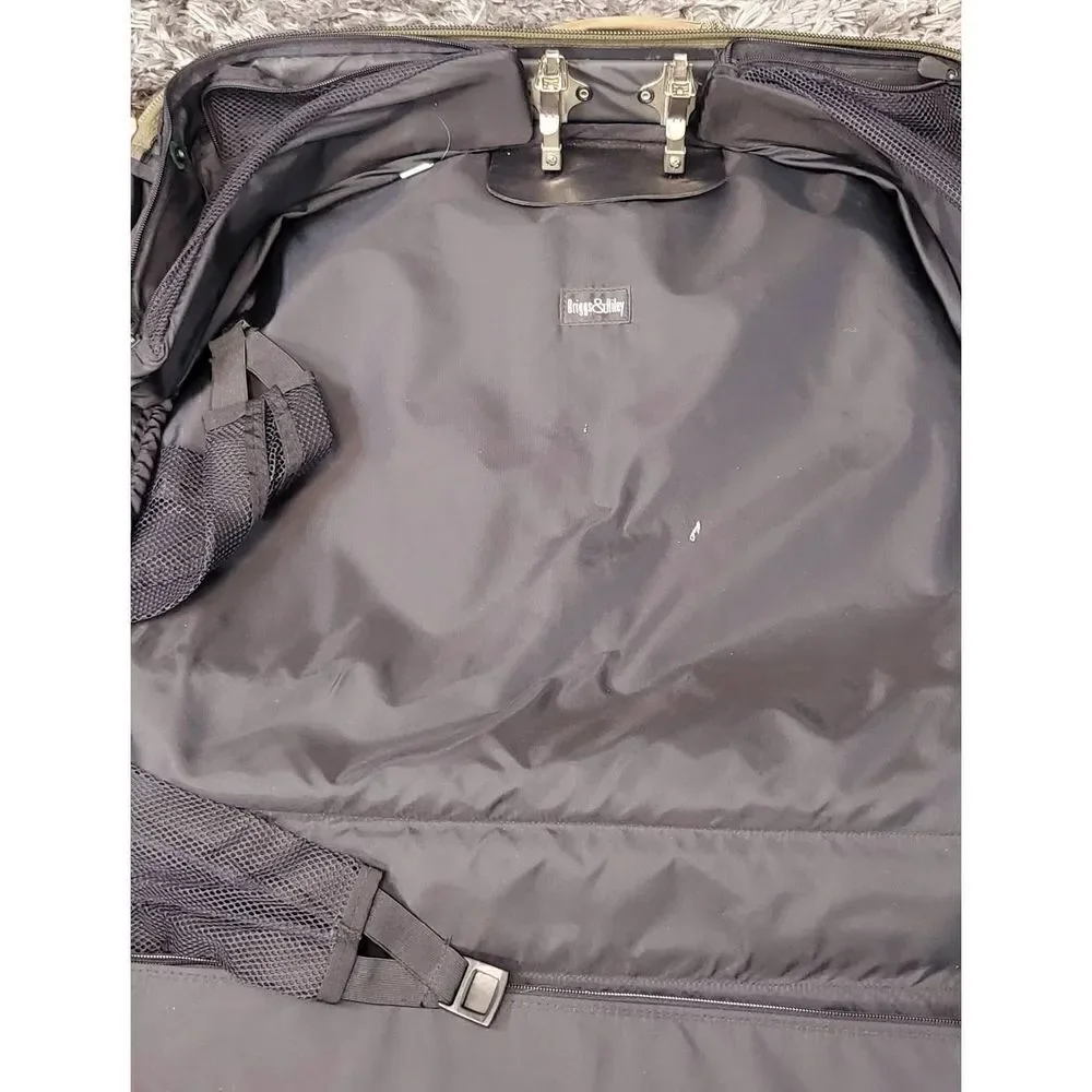 Briggs & Riley wardrobe bag